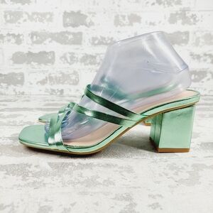 New  BP. Bertie Metallic Strappy Sandal In Green Paris T707
